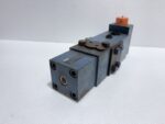 Rexroth FD 25 Hydraulic Valve Block - Image 2